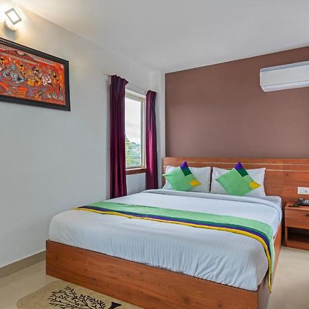 Treebo Jp Residency Hotel Thiruvananthapuram Buitenkant foto