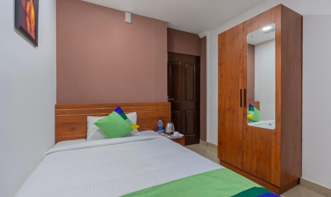 Treebo Jp Residency Hotel Thiruvananthapuram Buitenkant foto
