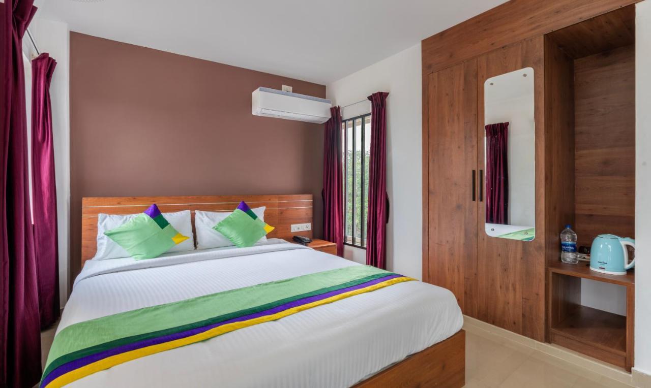 Treebo Jp Residency Hotel Thiruvananthapuram Buitenkant foto