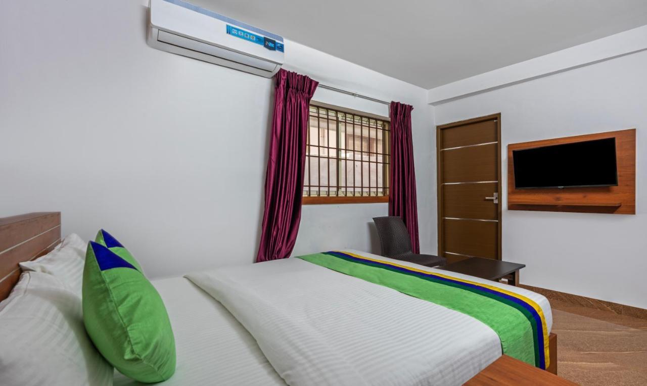 Treebo Jp Residency Hotel Thiruvananthapuram Buitenkant foto