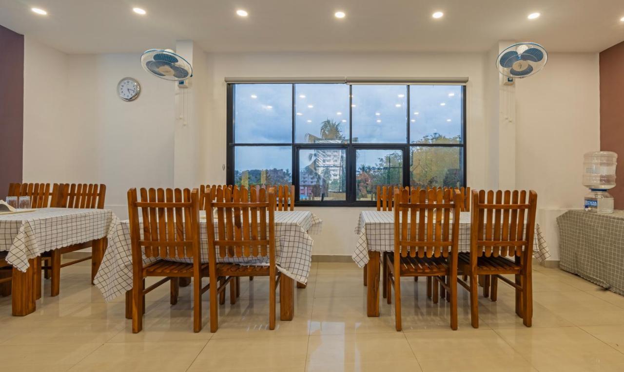 Treebo Jp Residency Hotel Thiruvananthapuram Buitenkant foto